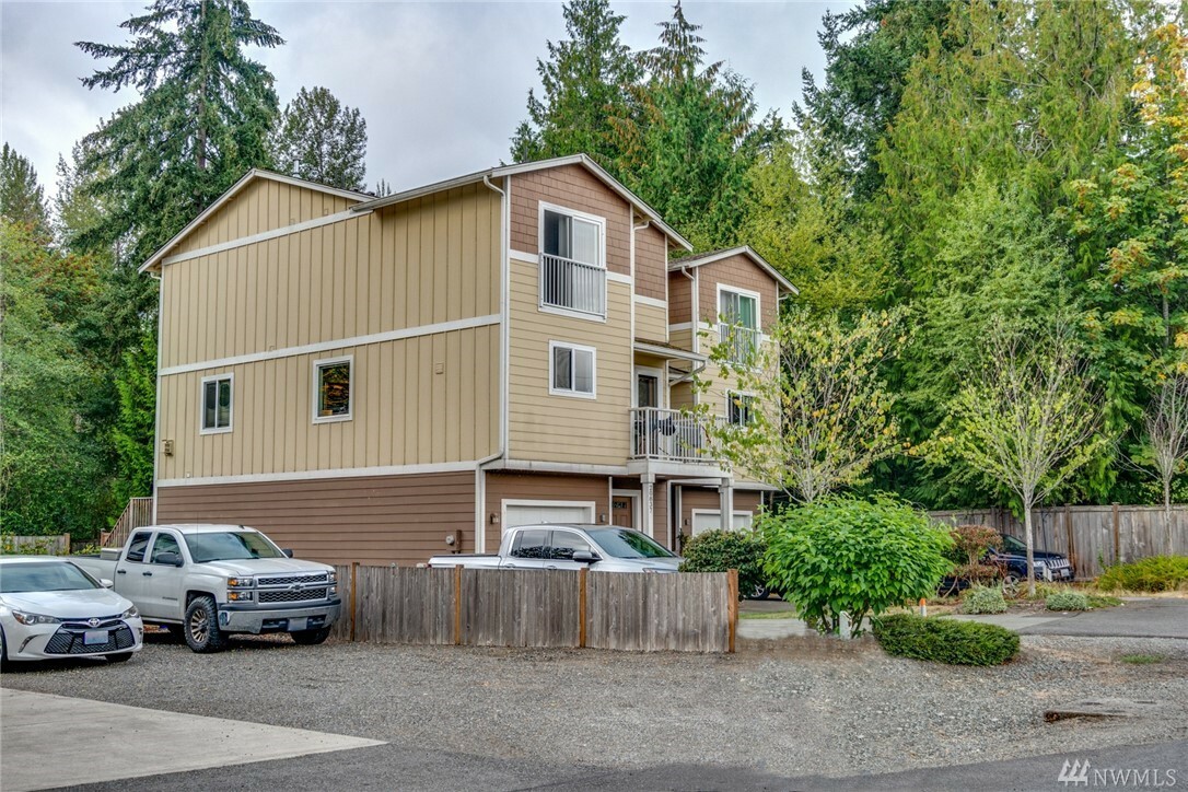 Property Photo:  20835 20837 60th St E  WA 98391 