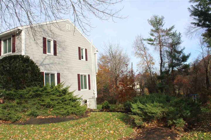 Property Photo: 45 Cricket Lane NH 03104