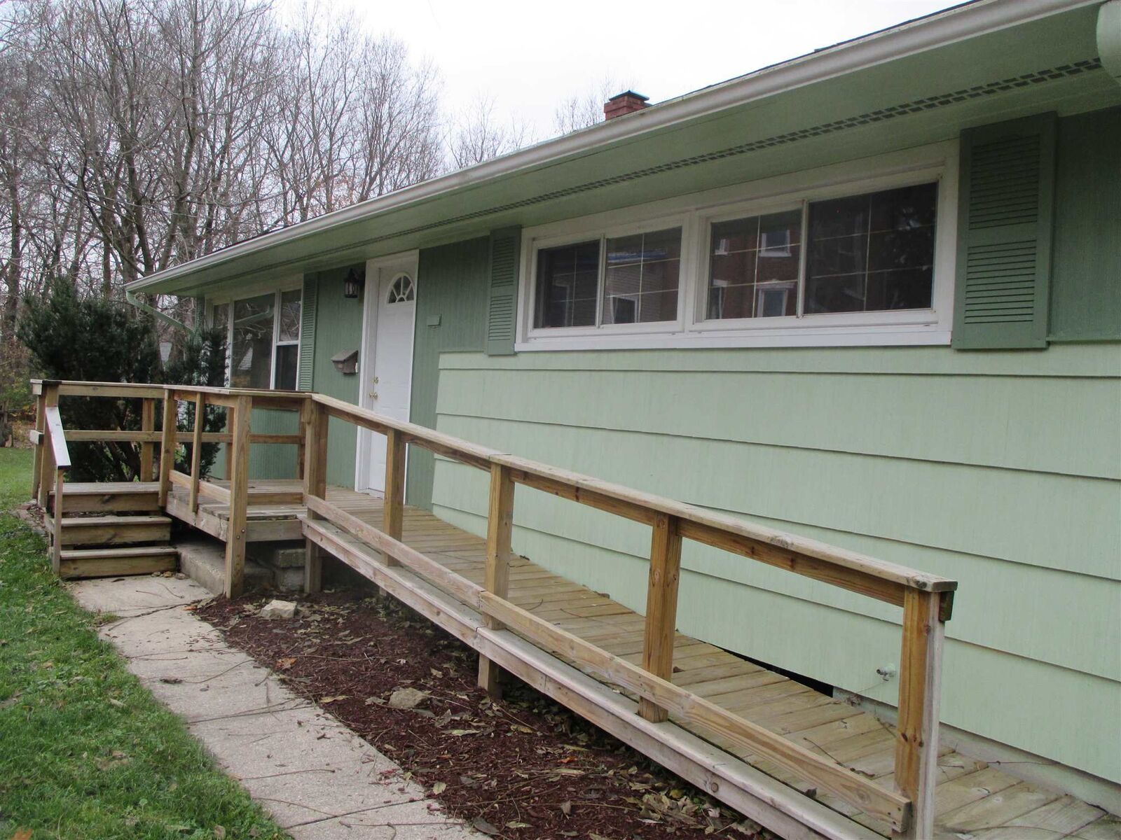 Property Photo: 326 S Lafontaine Street IN 46750