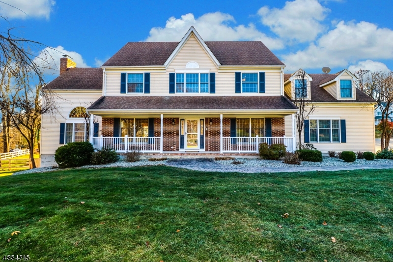 Property Photo: 1 Yard Ct NJ 08822