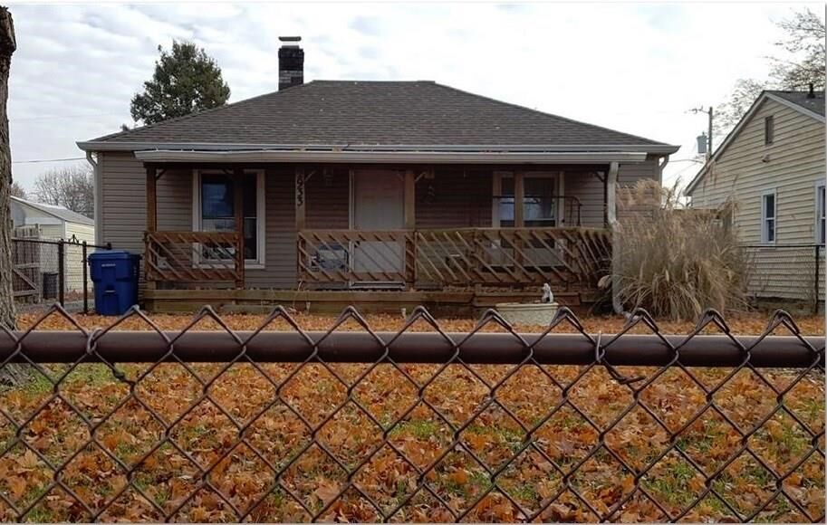 Property Photo:  2933 Westbrook Avenue  IN 46241 