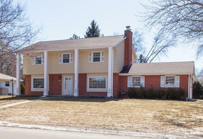 Property Photo:  1031 W Brentwood Ln  WI 53217 