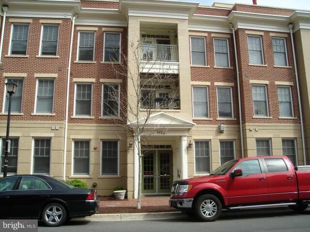 Property Photo:  1115 Cameron Street 306  VA 22314 