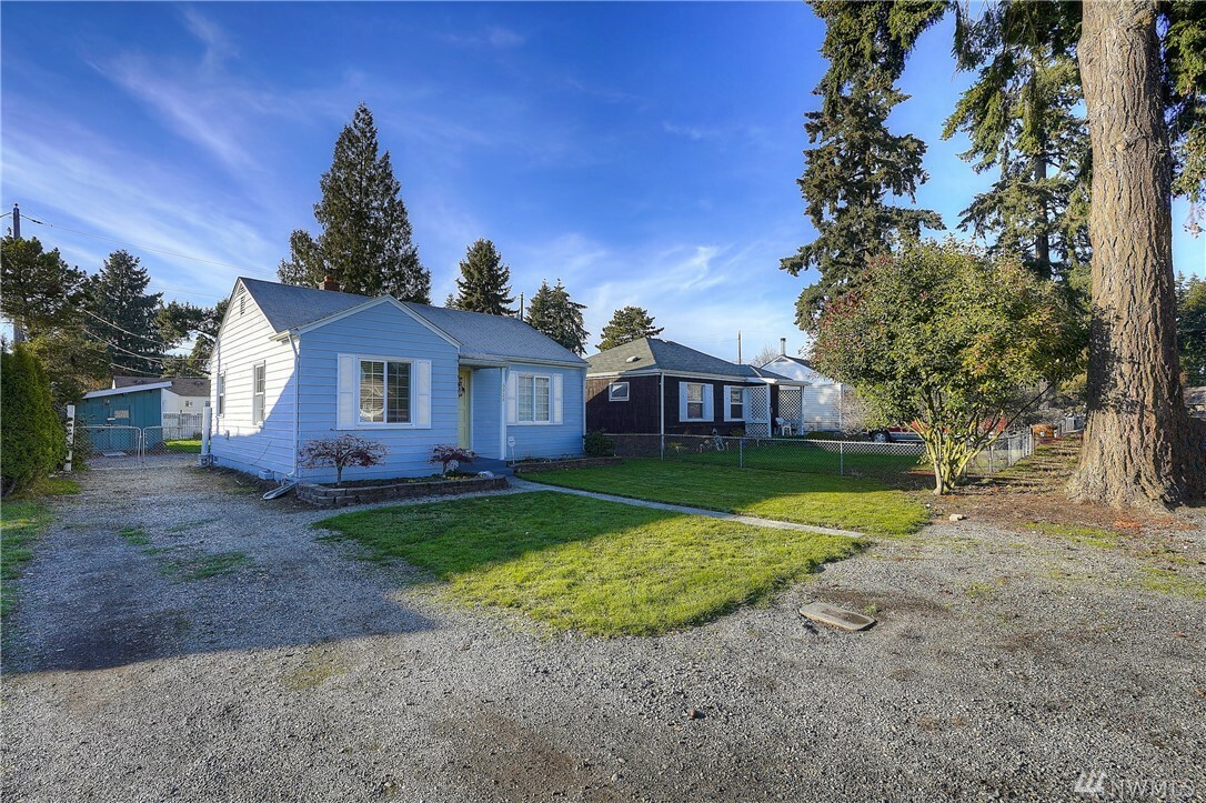 Property Photo:  6928 S Cheyenne St  WA 98409 