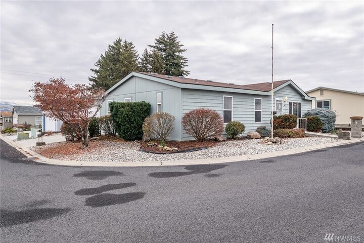 Property Photo:  1809 Heritage Haven  WA 98801 