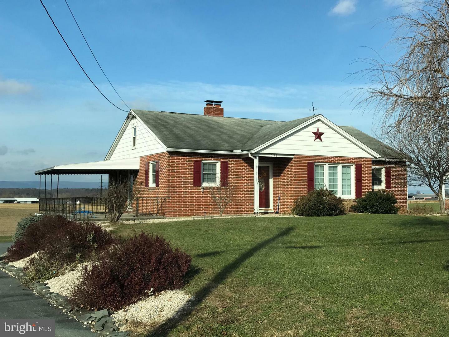 Property Photo:  5123 Molly Pitcher Highway  PA 17202 