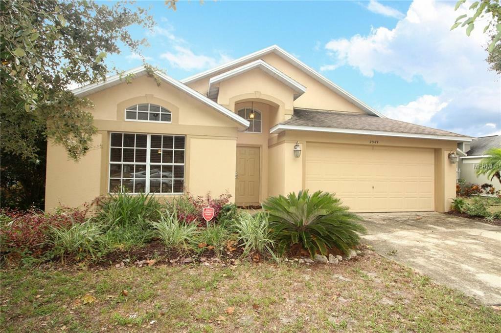 Property Photo:  2949 Moorcroft Court  FL 32817 