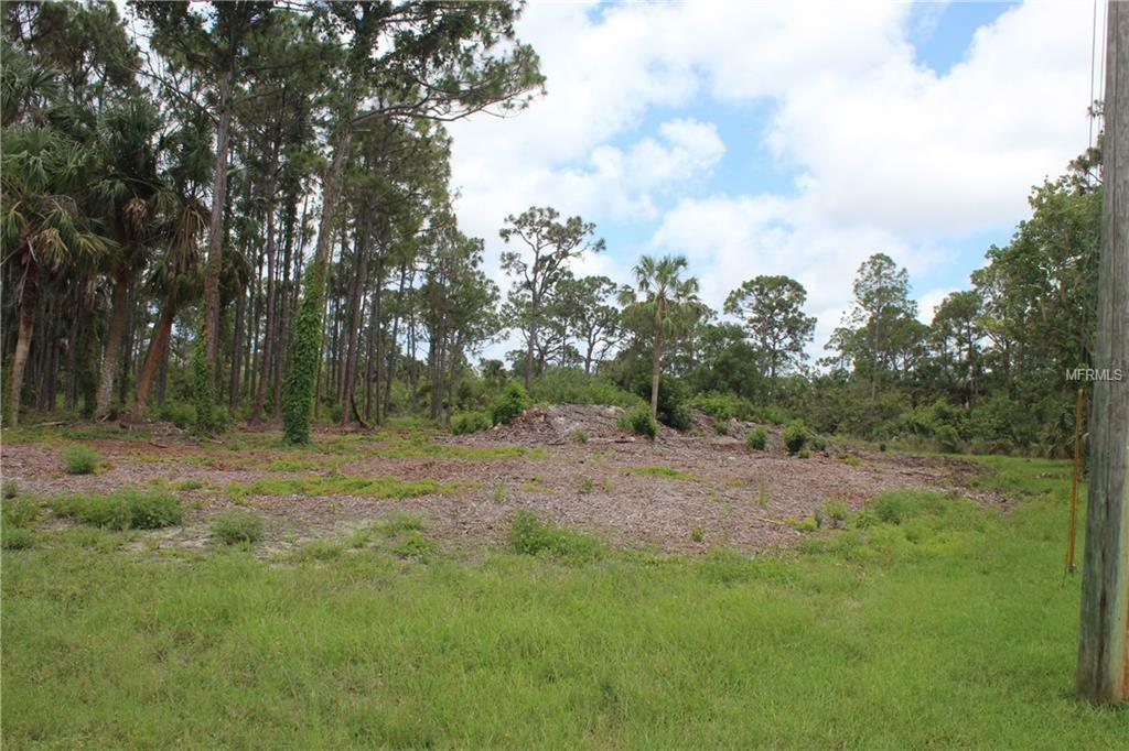 Property Photo:  1131 Boundary Boulevard  FL 33947 