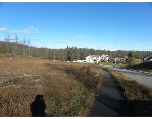 Property Photo:  8 Hycrest Rd  MA 01507 