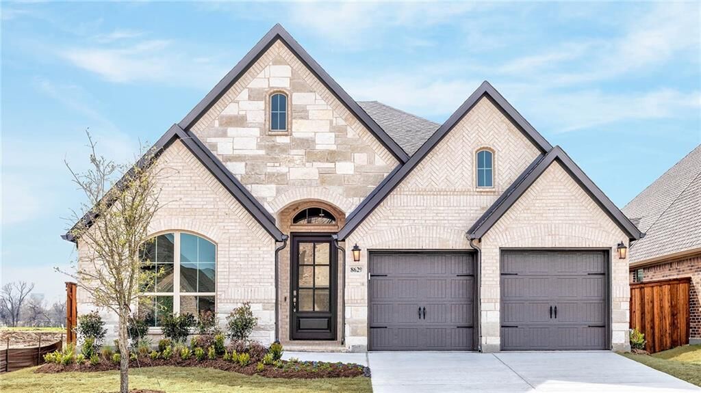 Property Photo:  8629 Lake Arrowhead Trail  TX 75071 