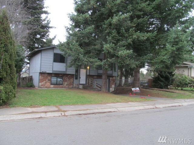 Property Photo:  21112 127th Place SE  WA 98031 