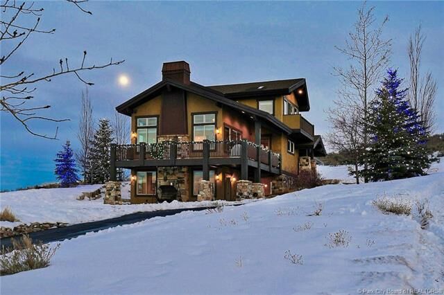 Property Photo:  6510 N Mountain View Drive  UT 84098 