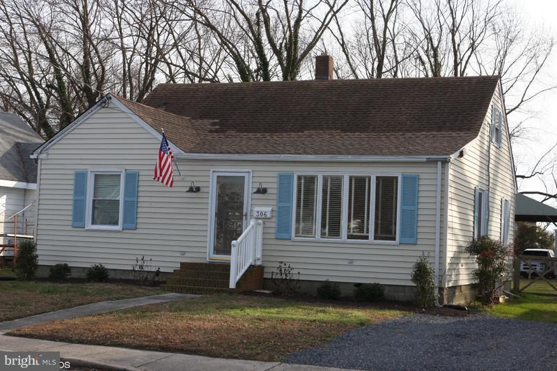 Property Photo:  306 Bayly Avenue  MD 21613 