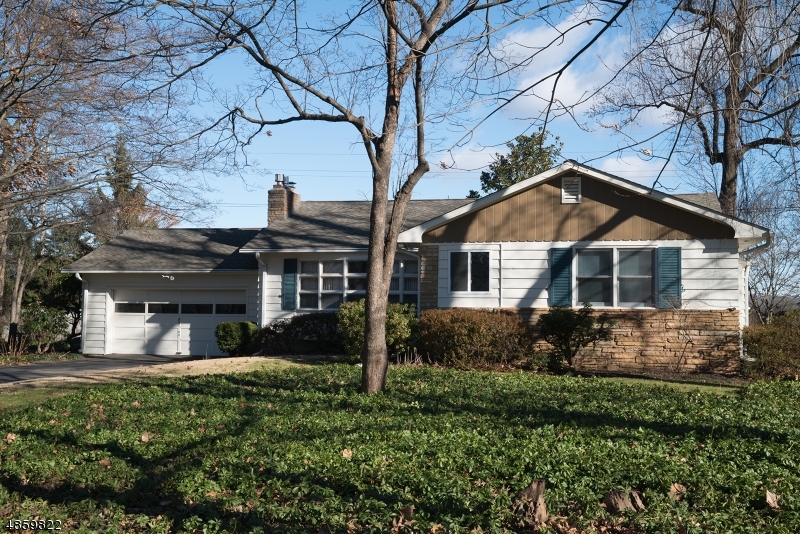 Property Photo:  3 Tulip Drive  NJ 08822 