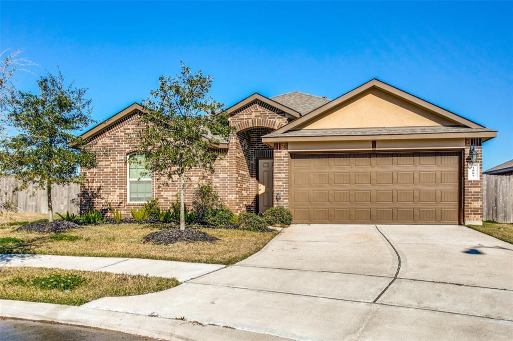 Property Photo: 1807 Luminous Waters Lane TX 77583