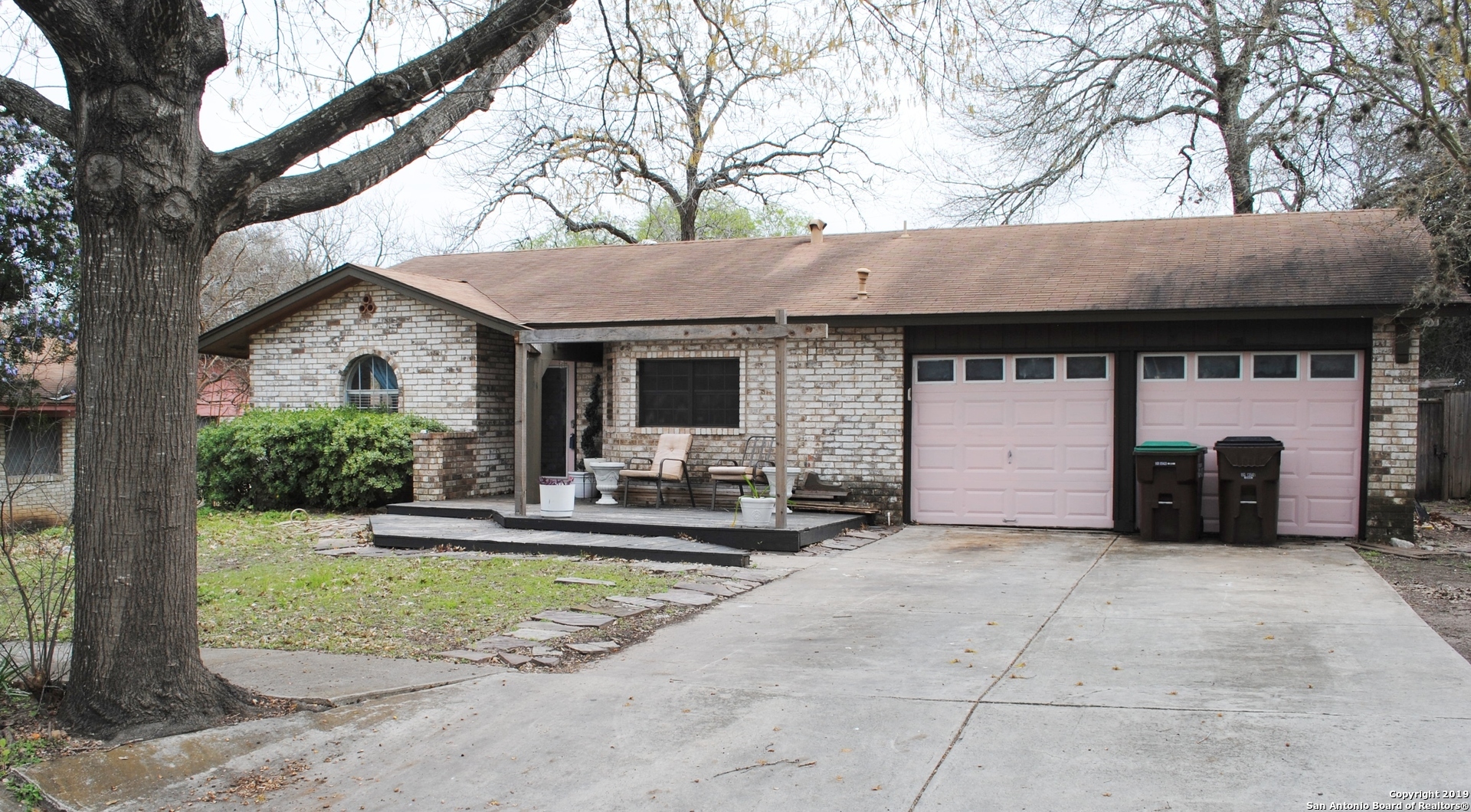 Property Photo: 6918 Forest Grove TX 78240