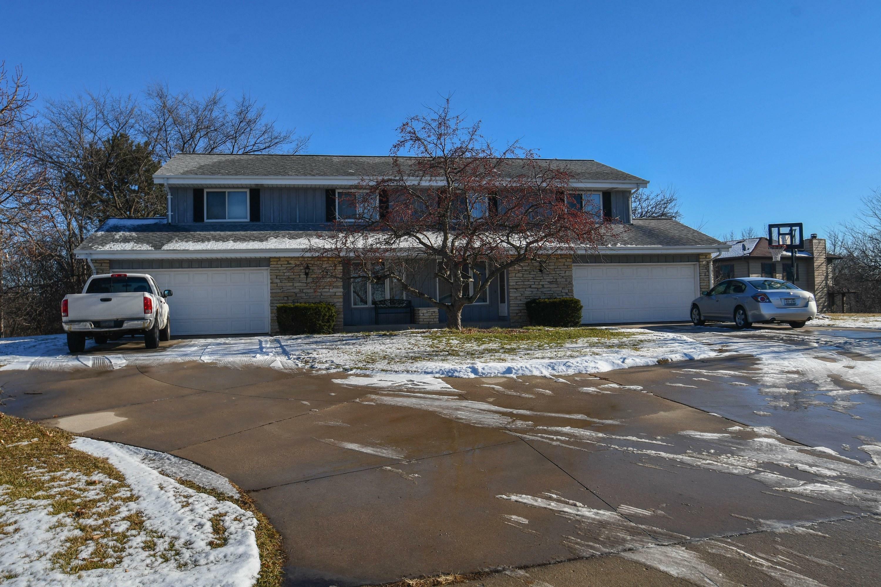Property Photo:  420 Green Meadow Dr 430  WI 53045 