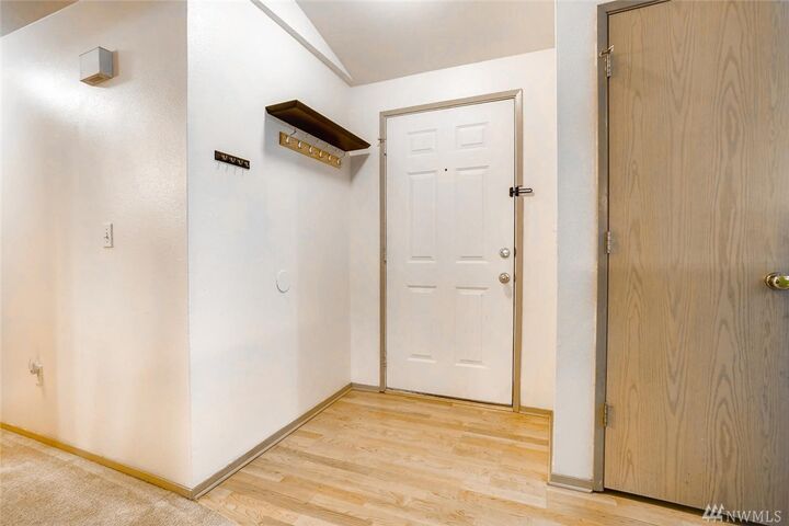 Property Photo:  307 Short Columbia St  WA 98272 