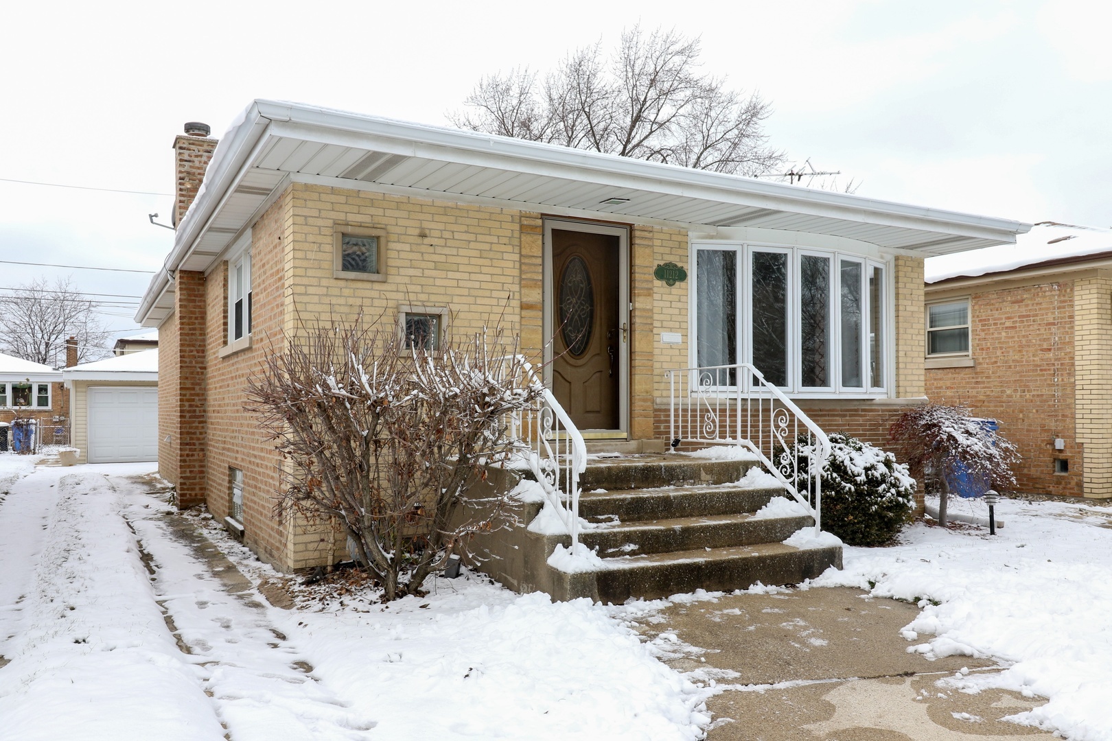 Property Photo:  11212 South Sacramento Avenue  IL 60655 