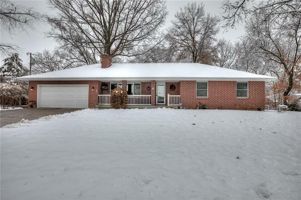 2 Highland Circle  Smithville MO 64089 photo