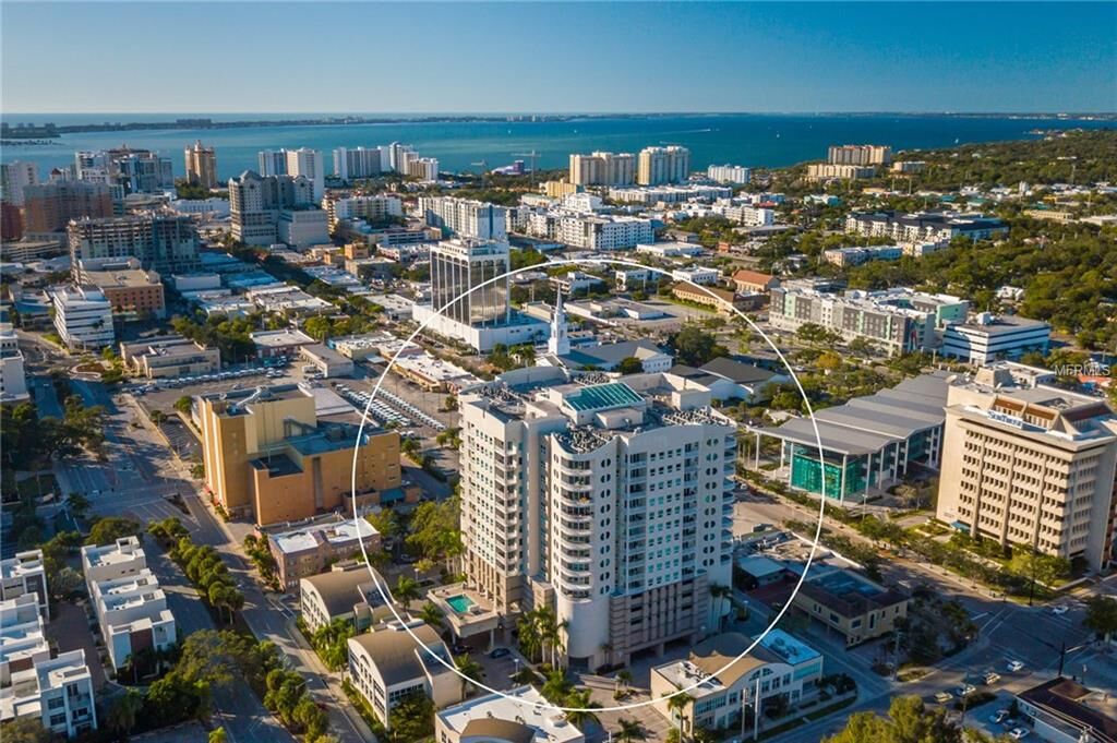 Property Photo:  1771 Ringling Boulevard 802  FL 34236 