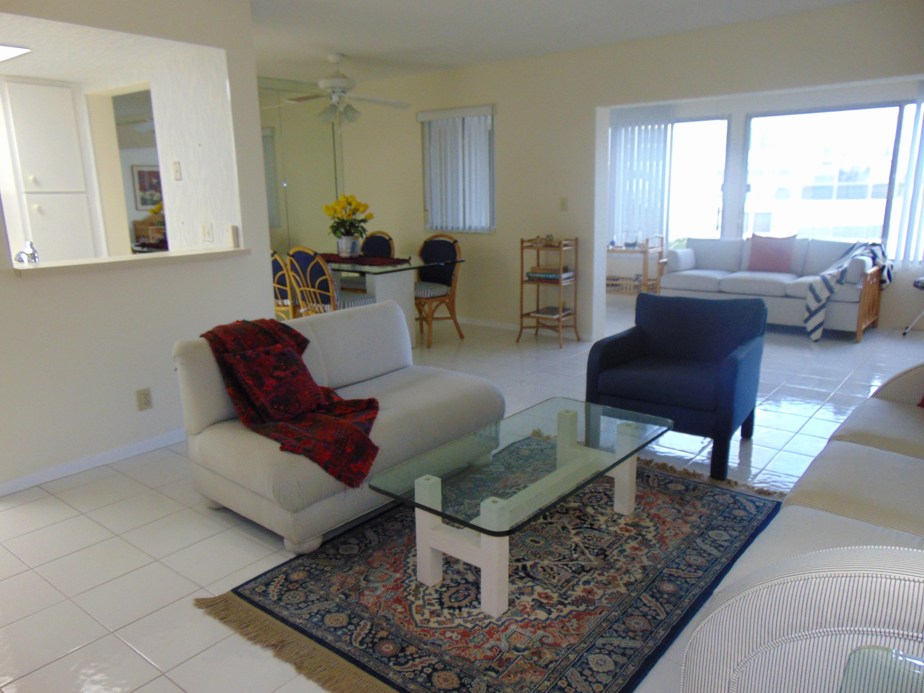 Property Photo: 3186 Via Poinciana 302 FL 33467
