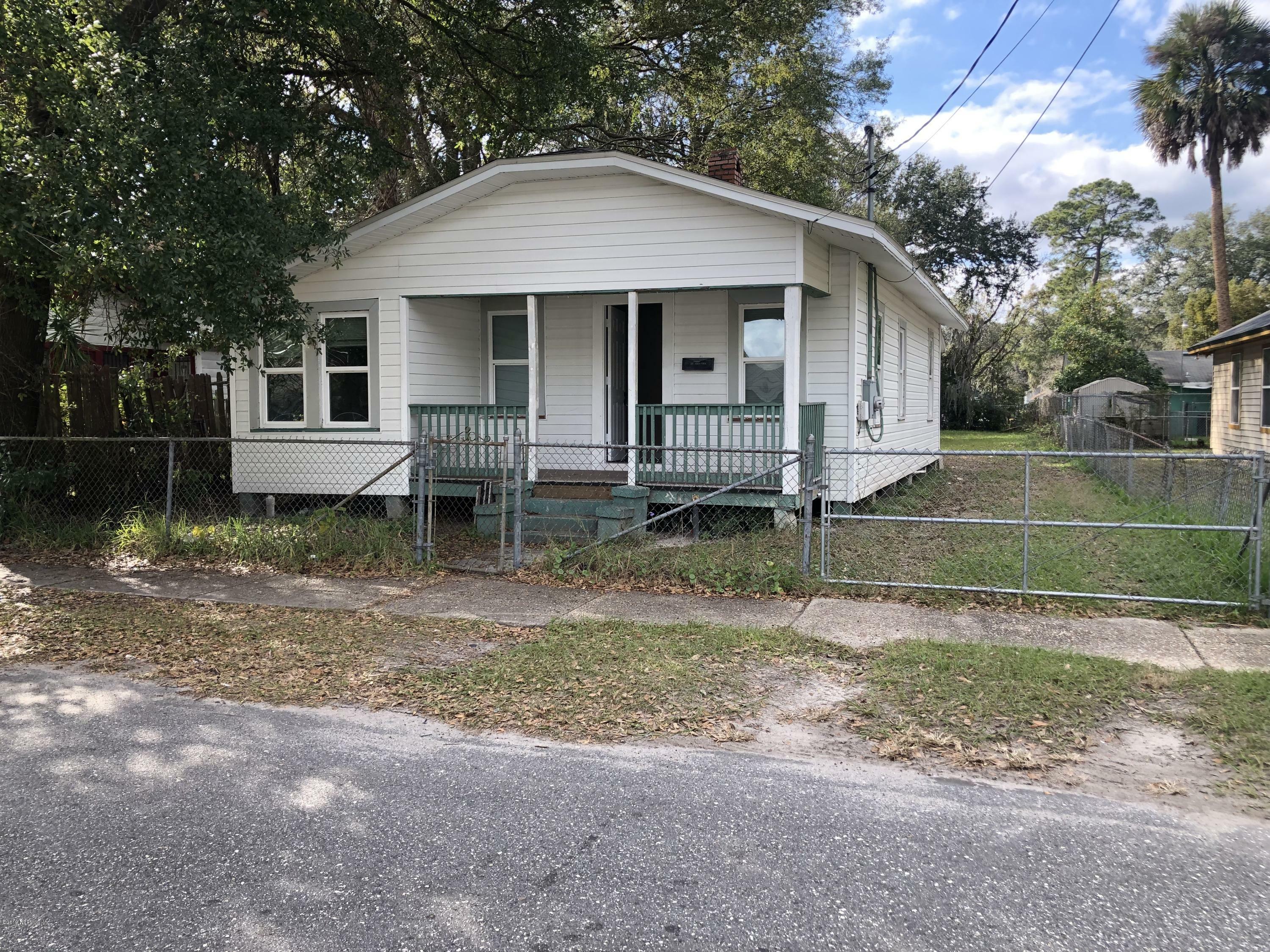 Property Photo:  376 Nixon Street  FL 32204 