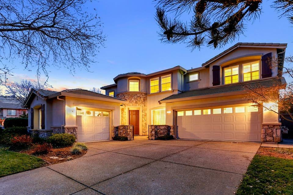 Property Photo: 1926 Foster Way CA 95762