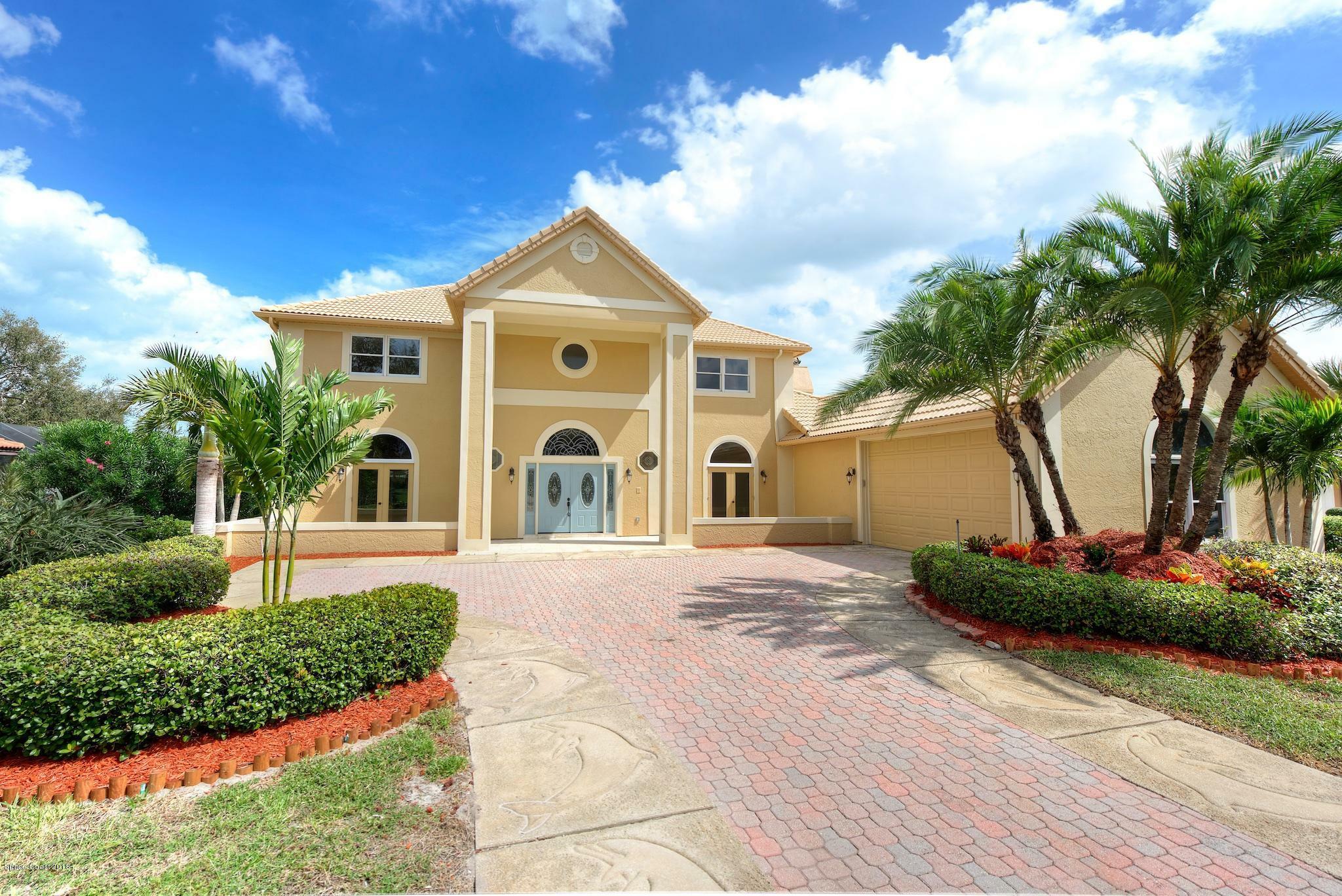 Property Photo:  545 Lanternback Island Drive  FL 32937 