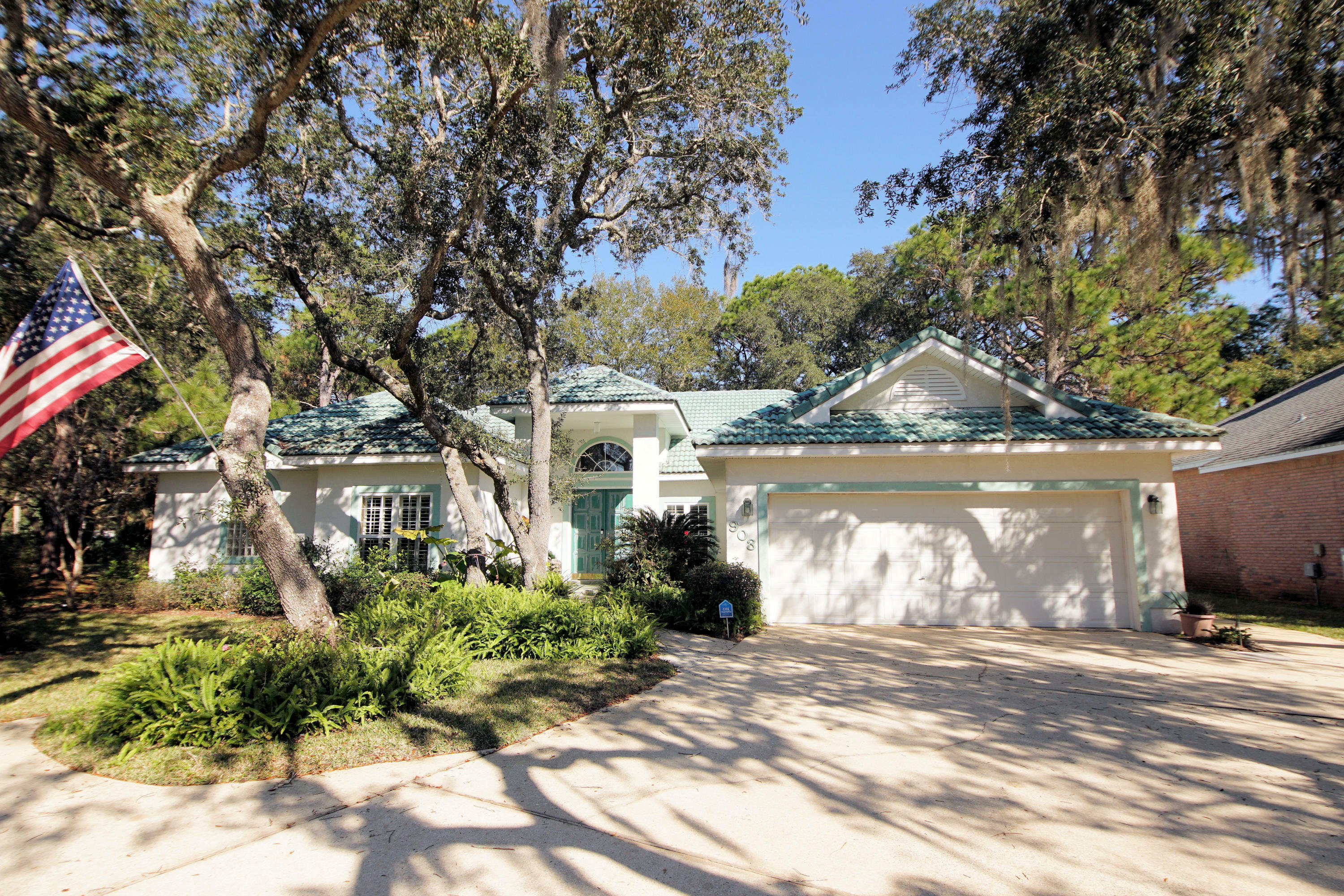 Property Photo:  903 Sara Drive  FL 32579 