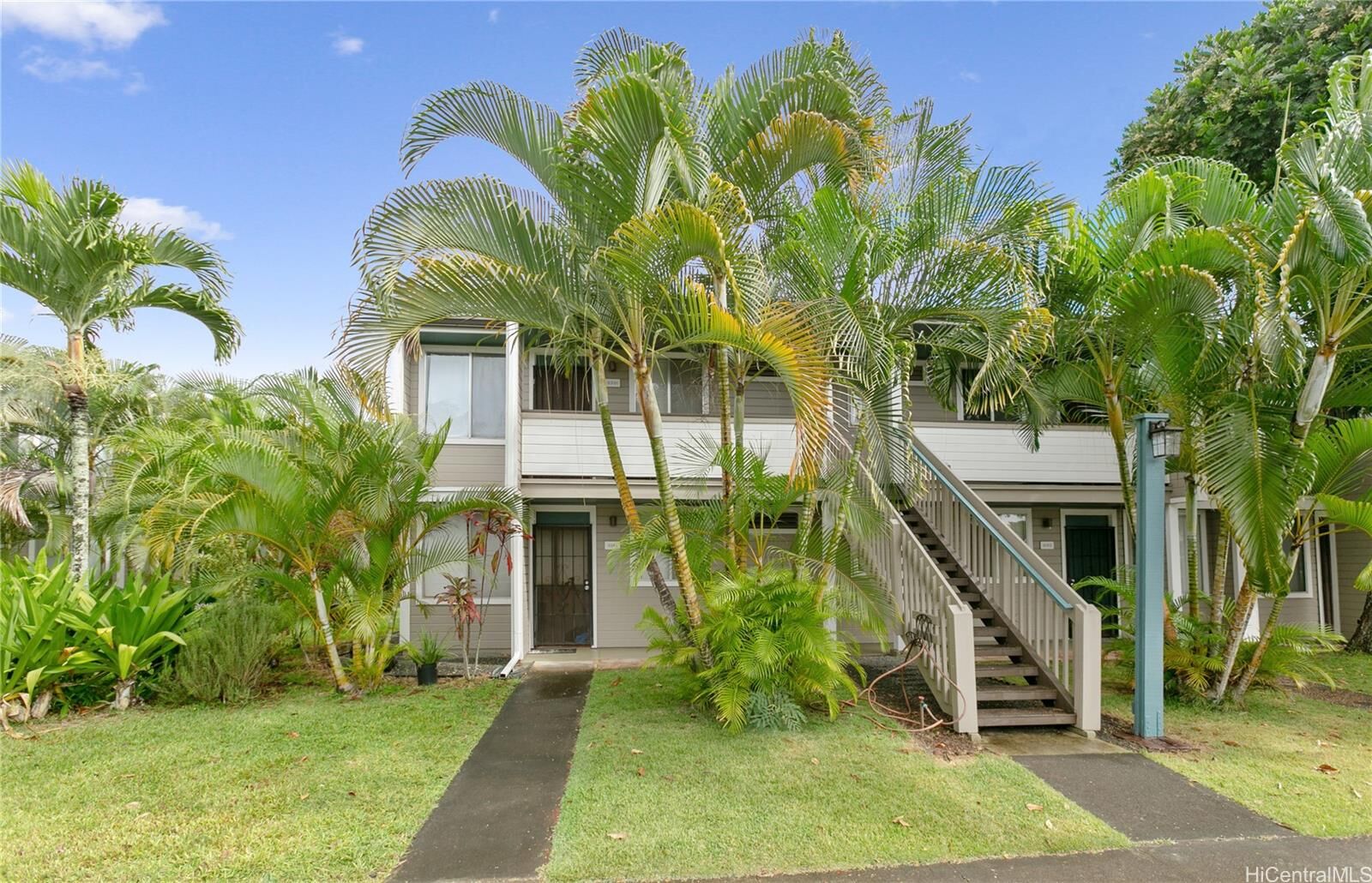 Property Photo:  95-713 Lanikuhana Avenue Q101  HI 96789 