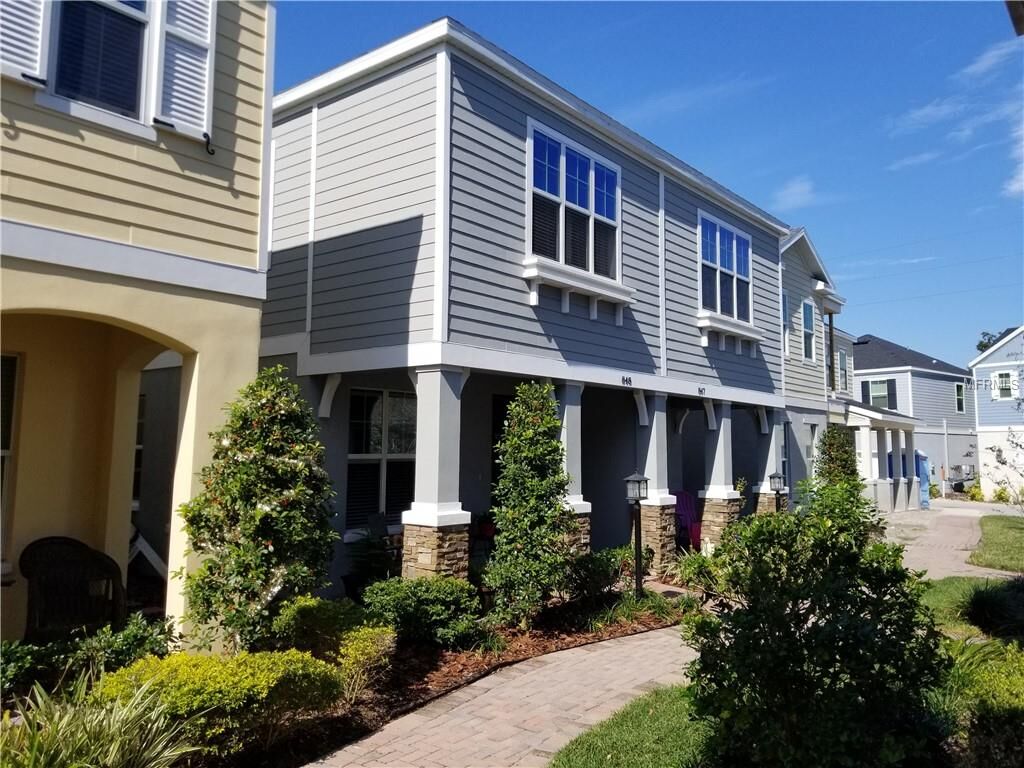 Property Photo: 848 Aurora Way FL 34677