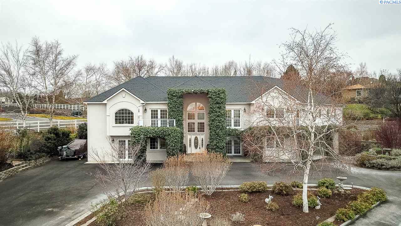 Property Photo:  4949 Rau Lane  WA 99352 