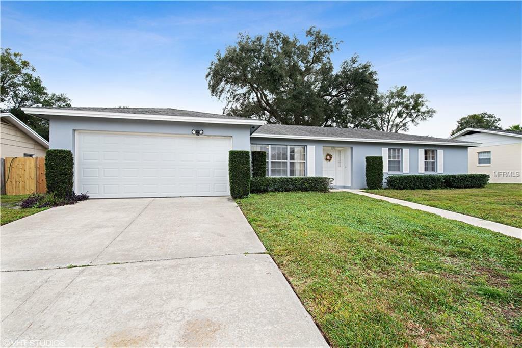 Property Photo:  314 Oak Hill Drive  FL 32701 