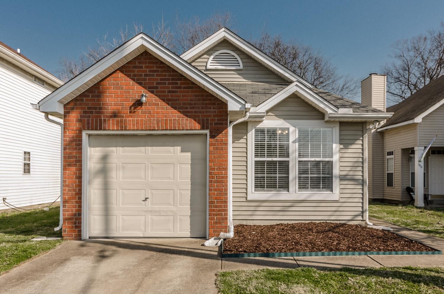 Property Photo:  1015 Valley Dr  TN 37072 