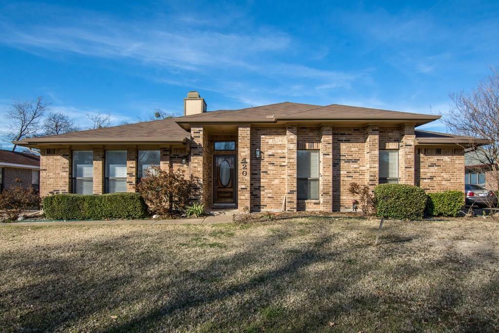 Property Photo:  420 Cooper Lane  TX 75019 