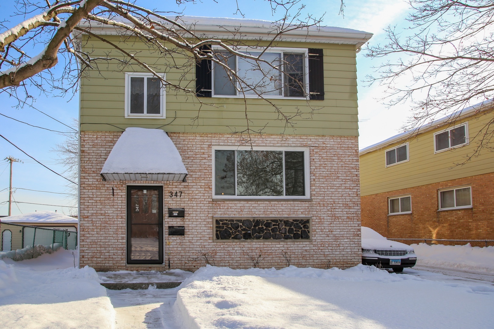 Property Photo: 347 Park Street 1 IL 60106