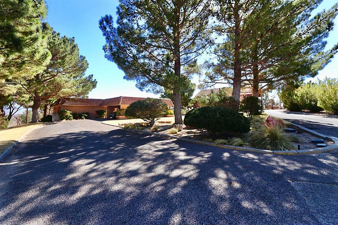 Property Photo:  2 Trevington Road  NM 88008 