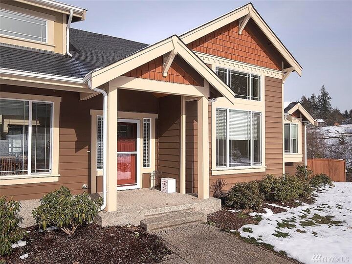 Property Photo: 18033 105th St SE WA 98290