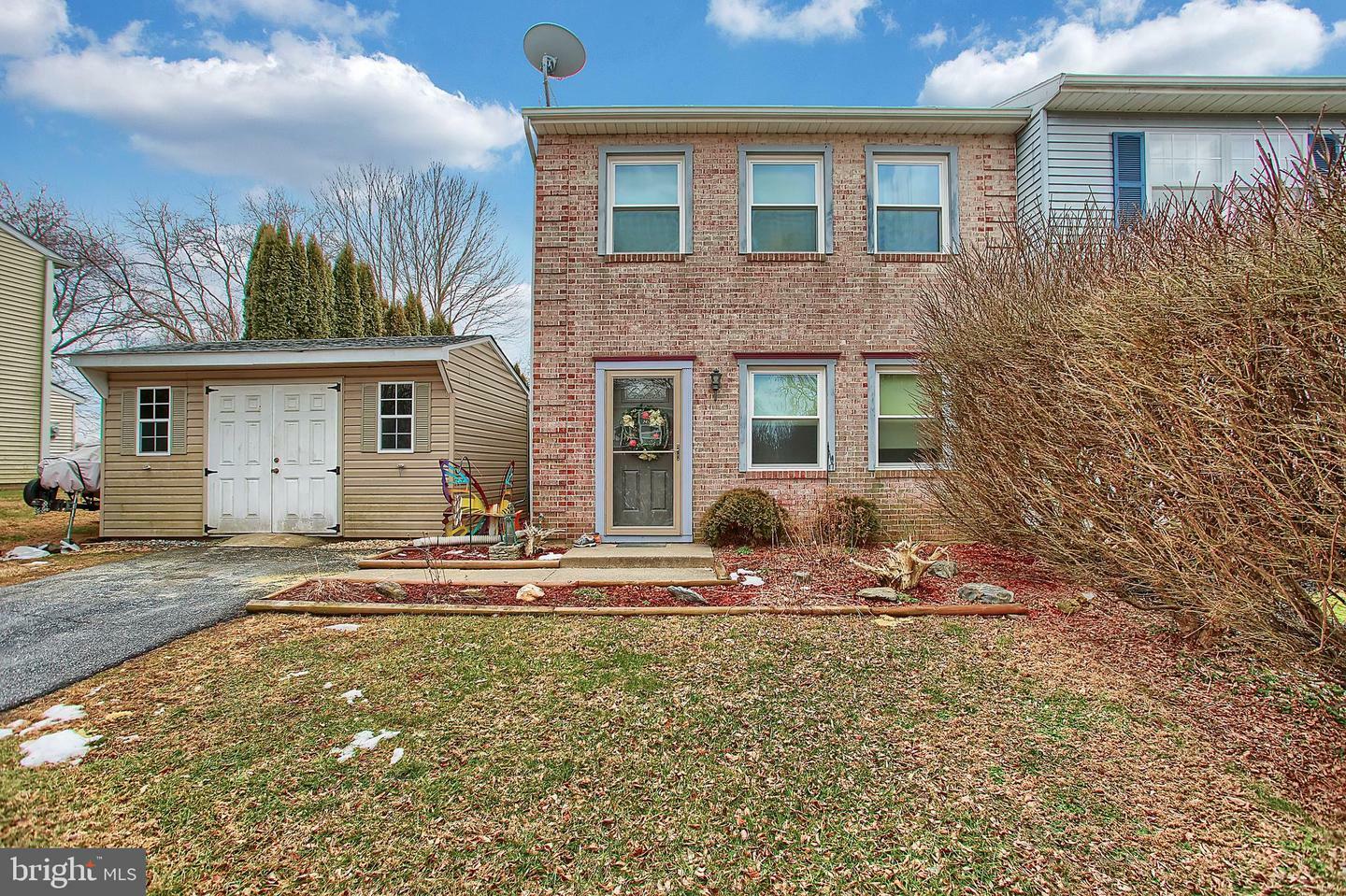 Property Photo:  1029 Williamsburg Road  PA 17603 