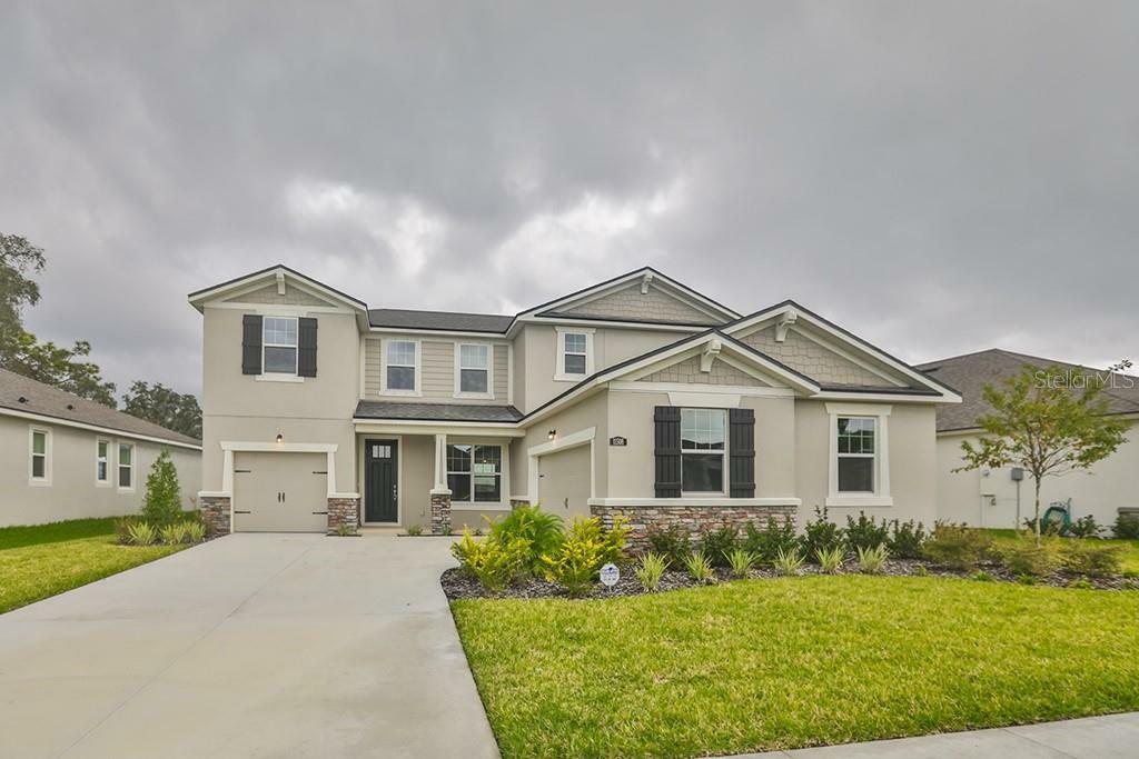 Property Photo: 11508 Blue Woods Drive 118 FL 33578