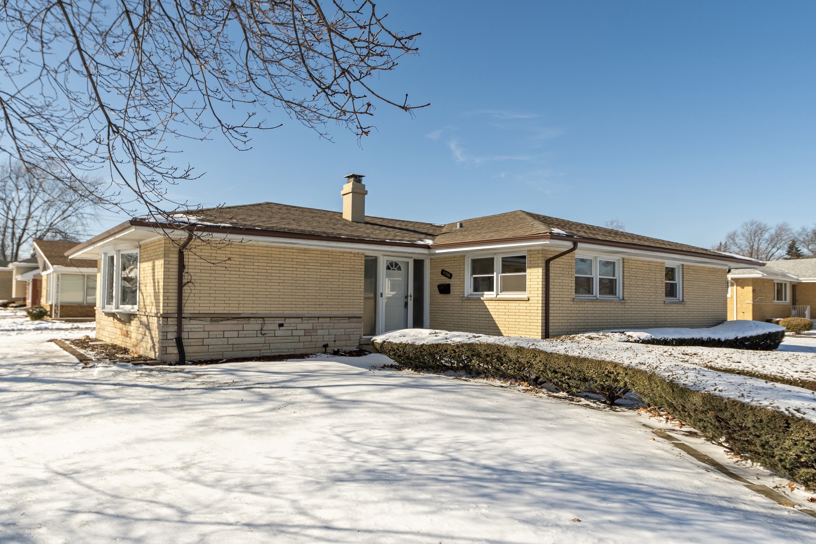 Property Photo: 4100 West 101st Street IL 60453