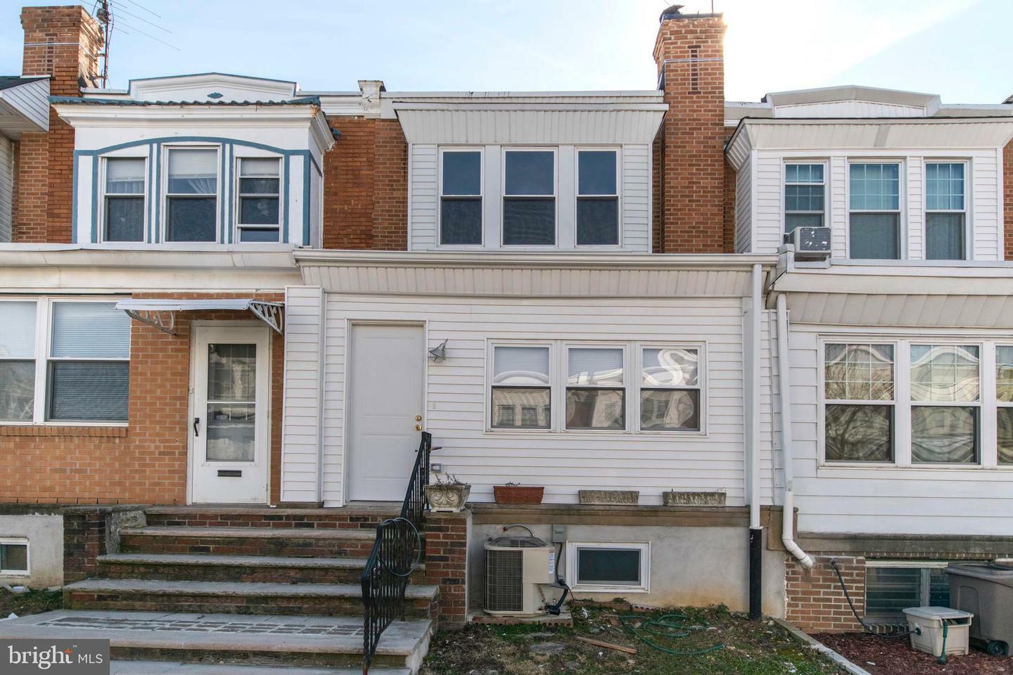 Property Photo: 7131 Marsden Street PA 19135