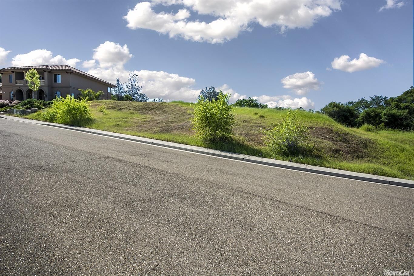 Property Photo:  940 Machty Court  CA 95603 