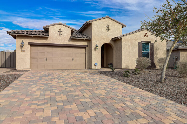 Property Photo:  18556 W Glenrosa Avenue  AZ 85395 