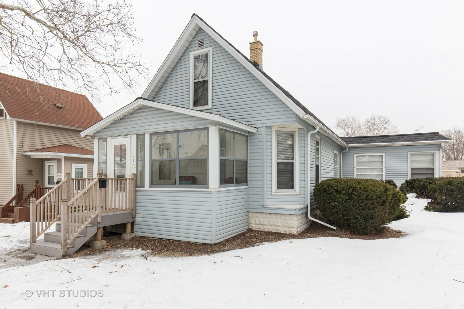 Property Photo:  218 North Hadsall Street  IL 60135 