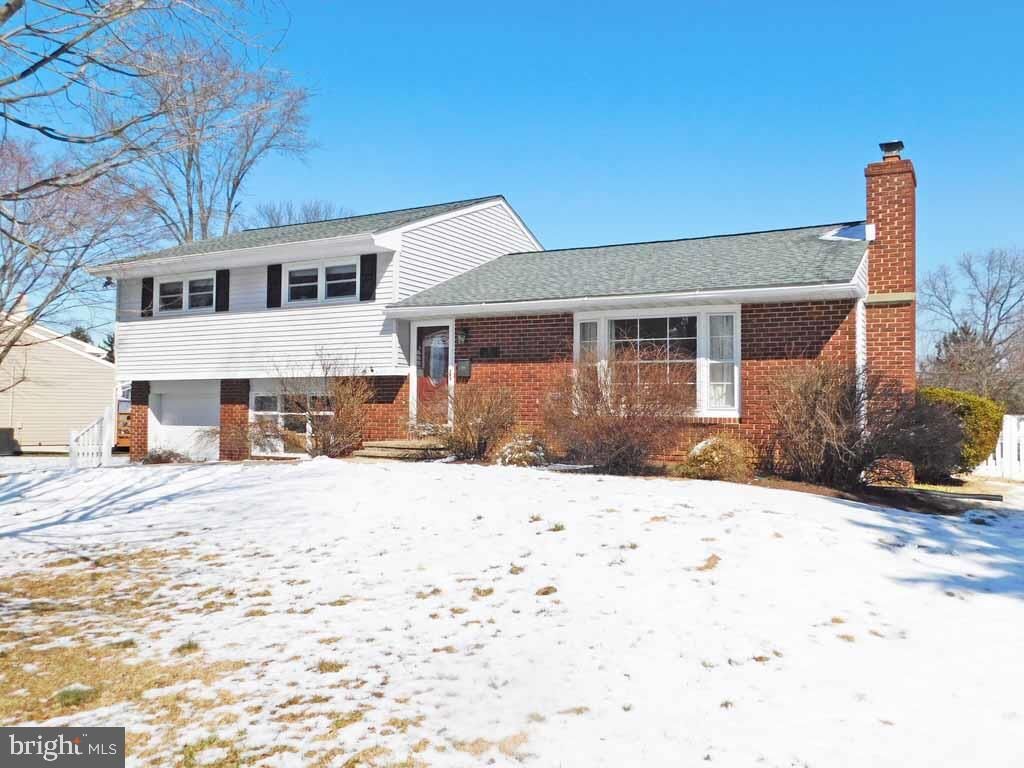 Property Photo: 11 Rita Road PA 19067