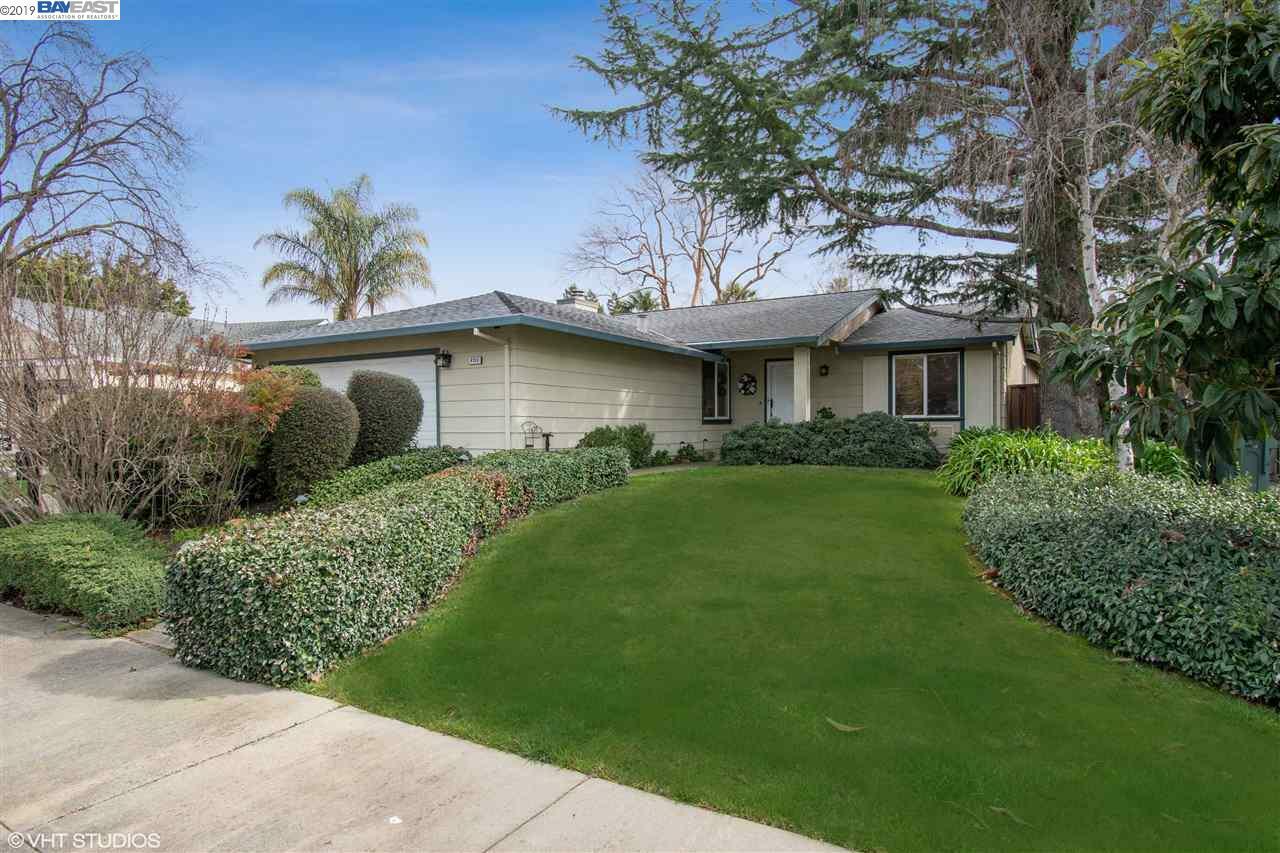 Property Photo:  4722 McHenry Gate Way  CA 94566 