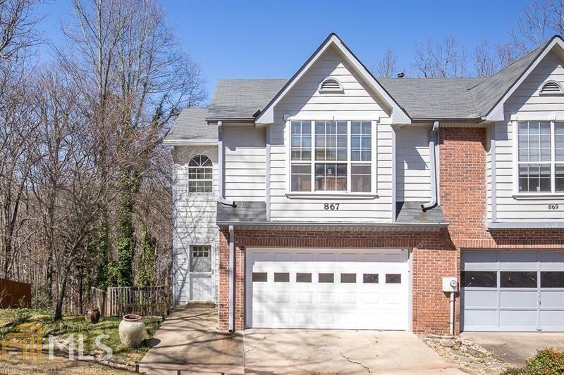 Property Photo:  867 Edgewater Cir  GA 30062 