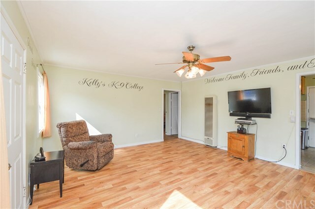 Property Photo:  229 W Woodland Oaks Drive  CA 91773 